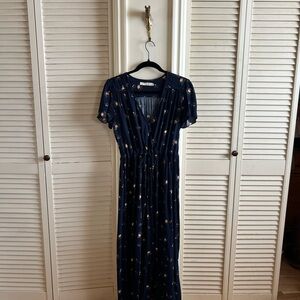 The dawn dress blue floral